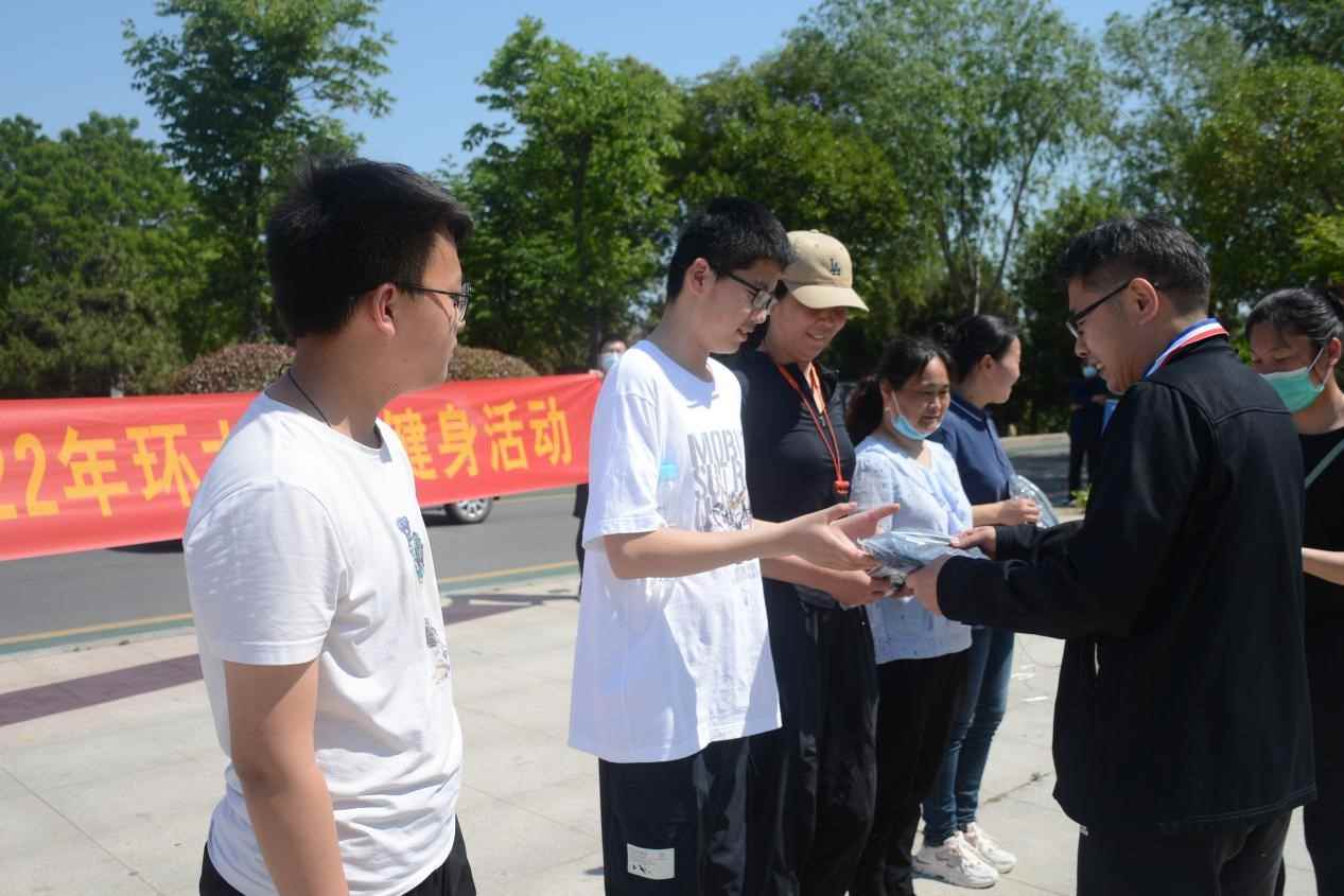 奔驰吧 bwin必赢官方网站 -记bwin必赢官方网站环太白湖健身活动