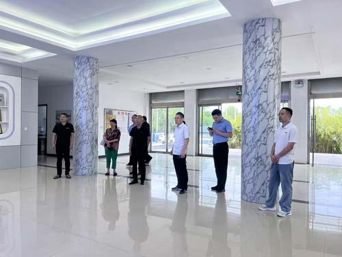 安徽(淮北)新型煤化工合成质料基地管委会、鲁西南化工同盟向导、济宁科创质料科学研究院向导、专家莅临bwin必赢官方网站考察交流